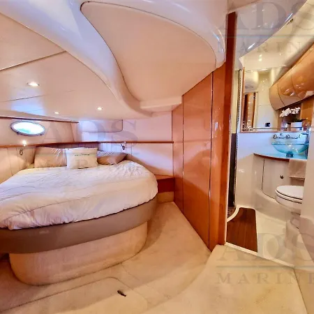 Instagrammable Yacht Malta Båthotell *